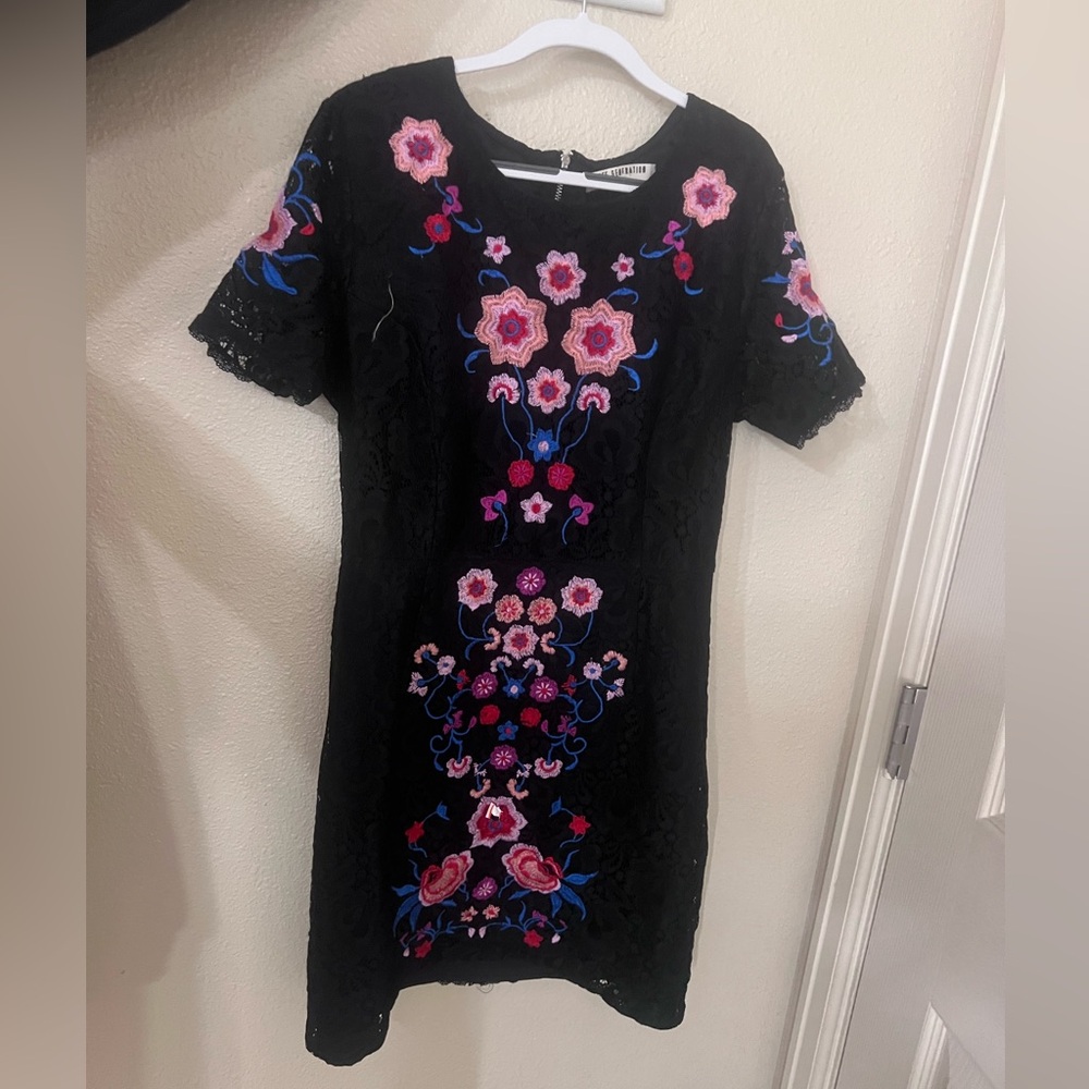 Free Generation LA Black Embroidered Floral Lace Dress Size M